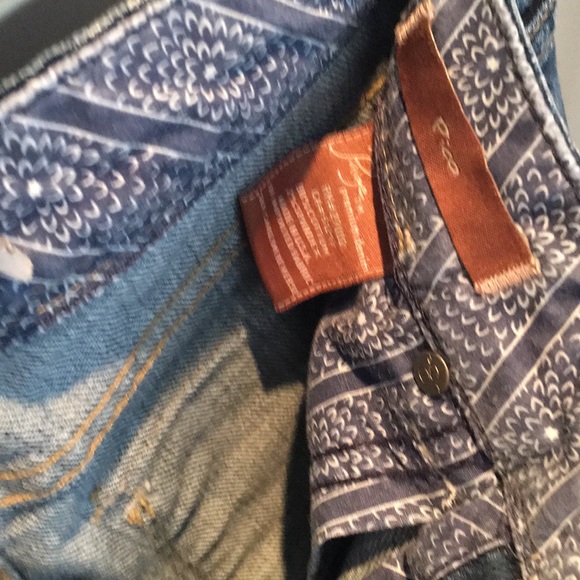 Paige Denim - Picture 4 of 7